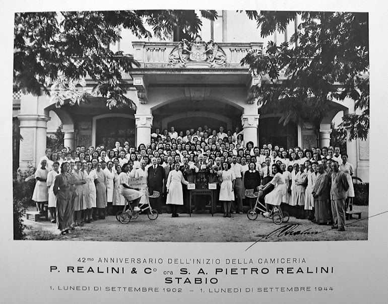 1944