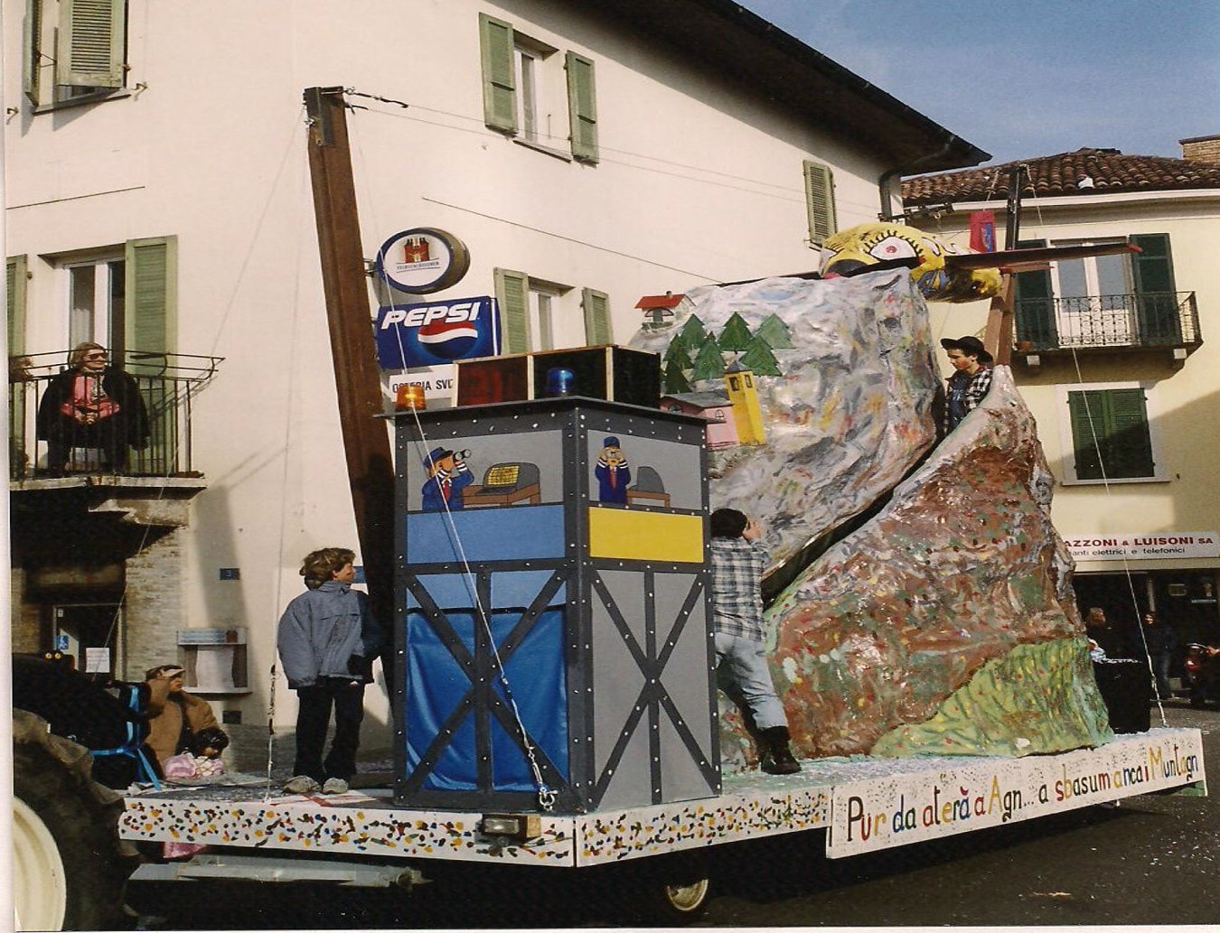 2004 Pur da Atera a Agn a Spostum i Muntagn
