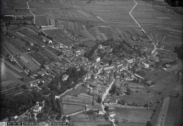 1946