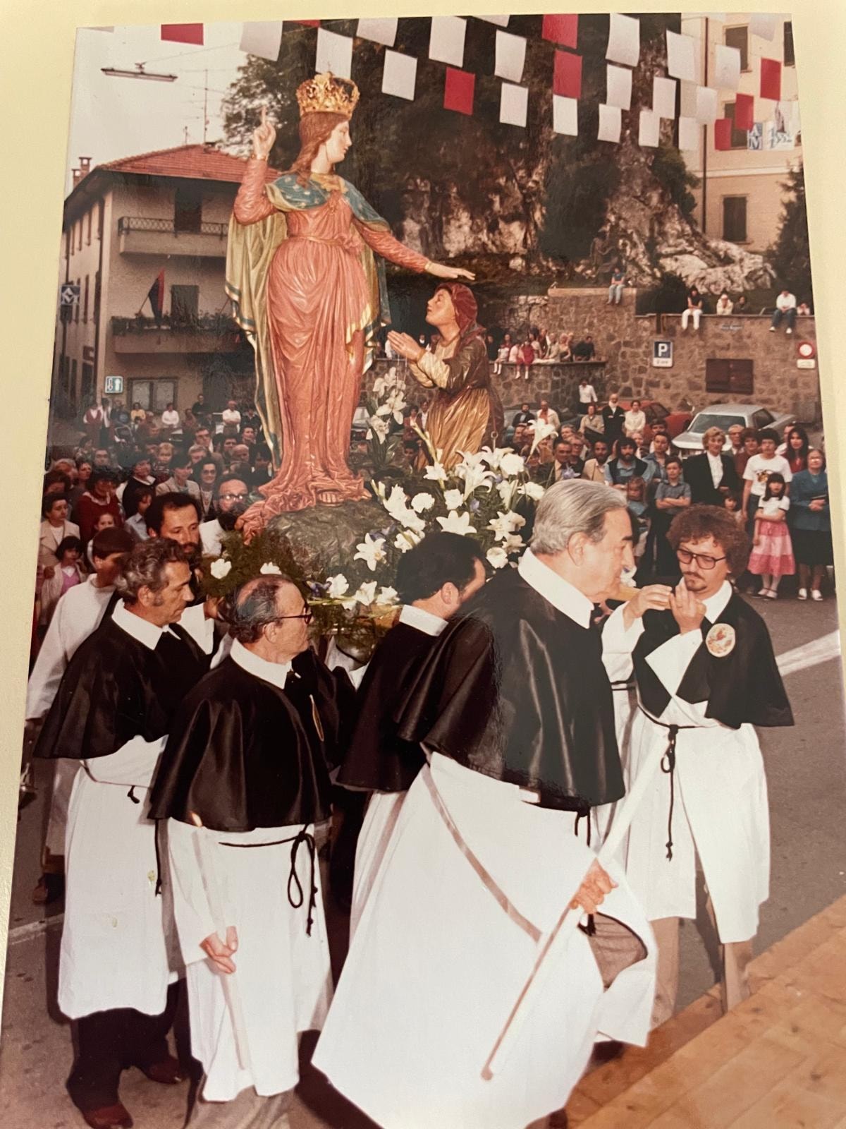 1982