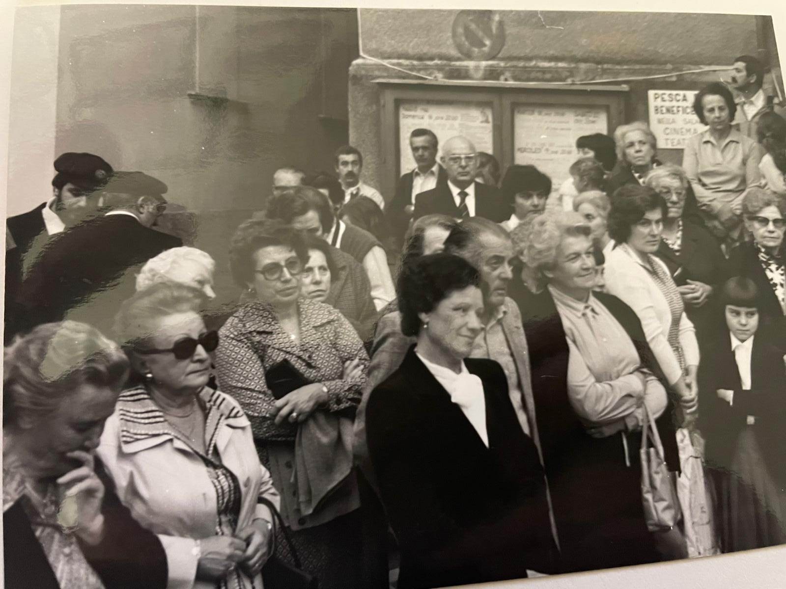1982