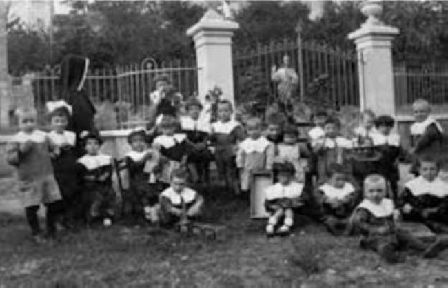 1924 Maestra Suor Elidia Moeli
