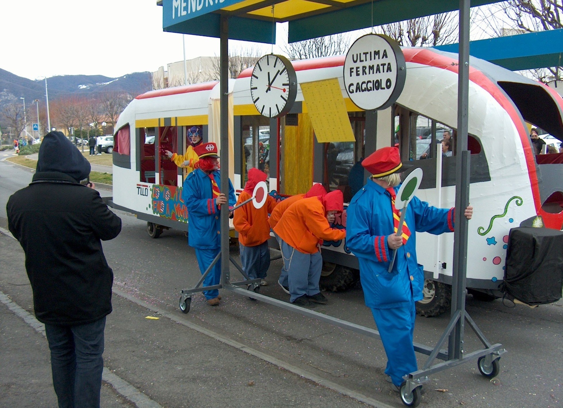 2013 TILO lo do io il Treno Fino a Varese