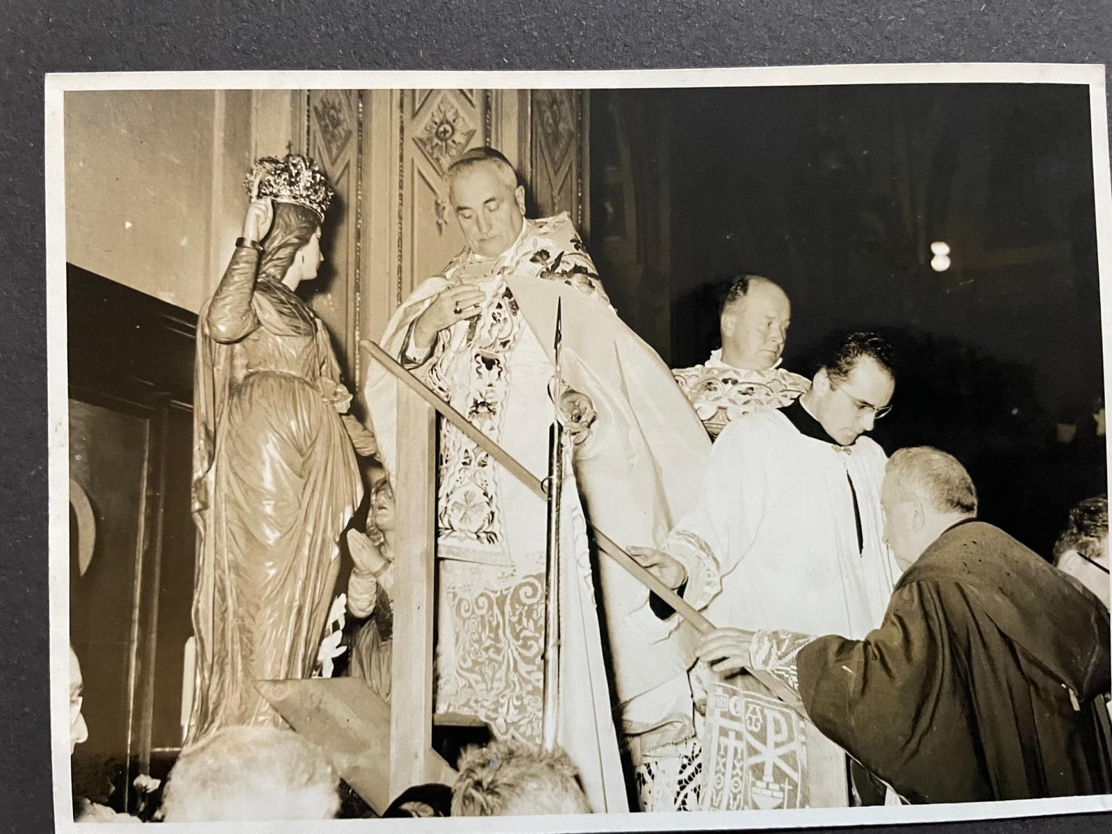 1957