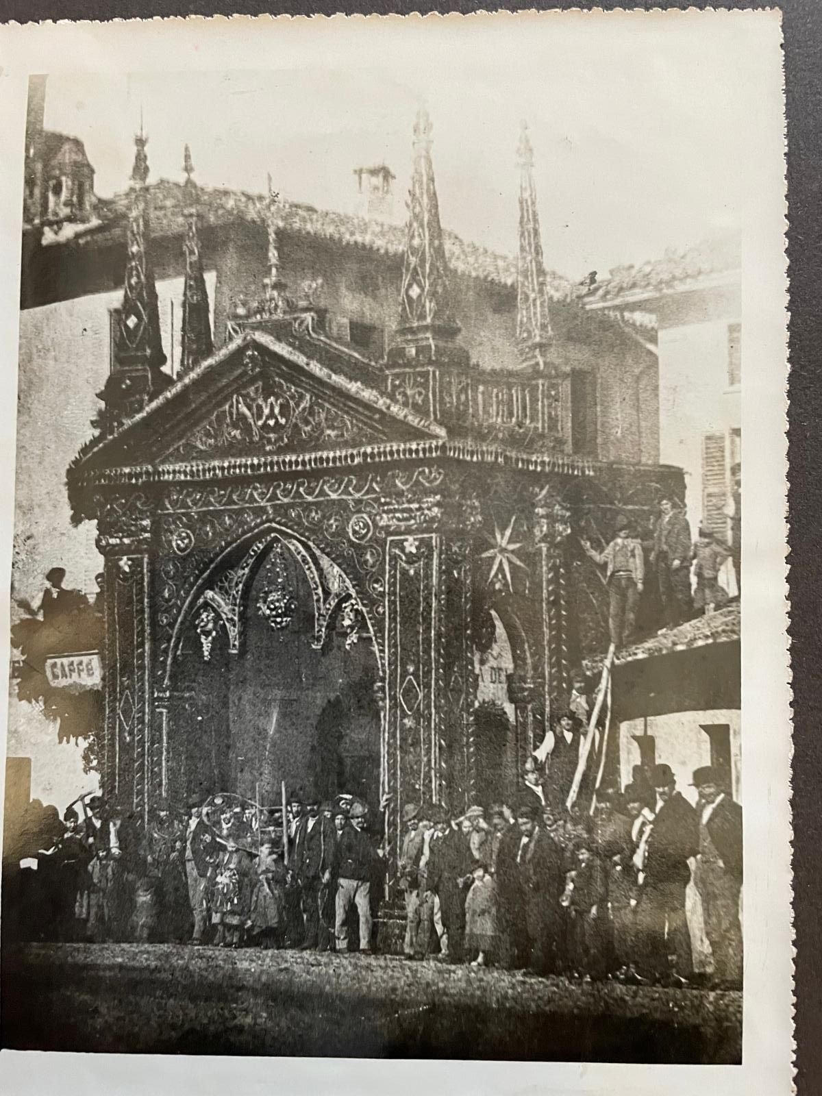 1882