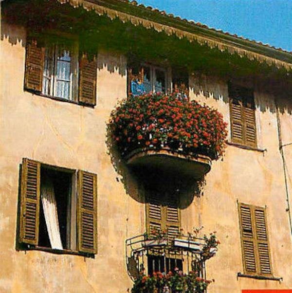 Anni 70, Piazzolo