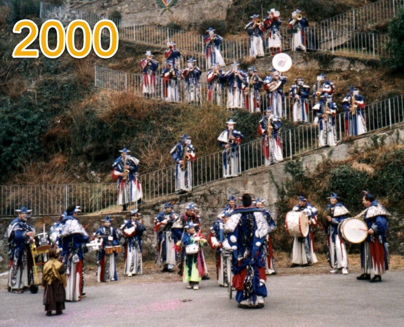 2000