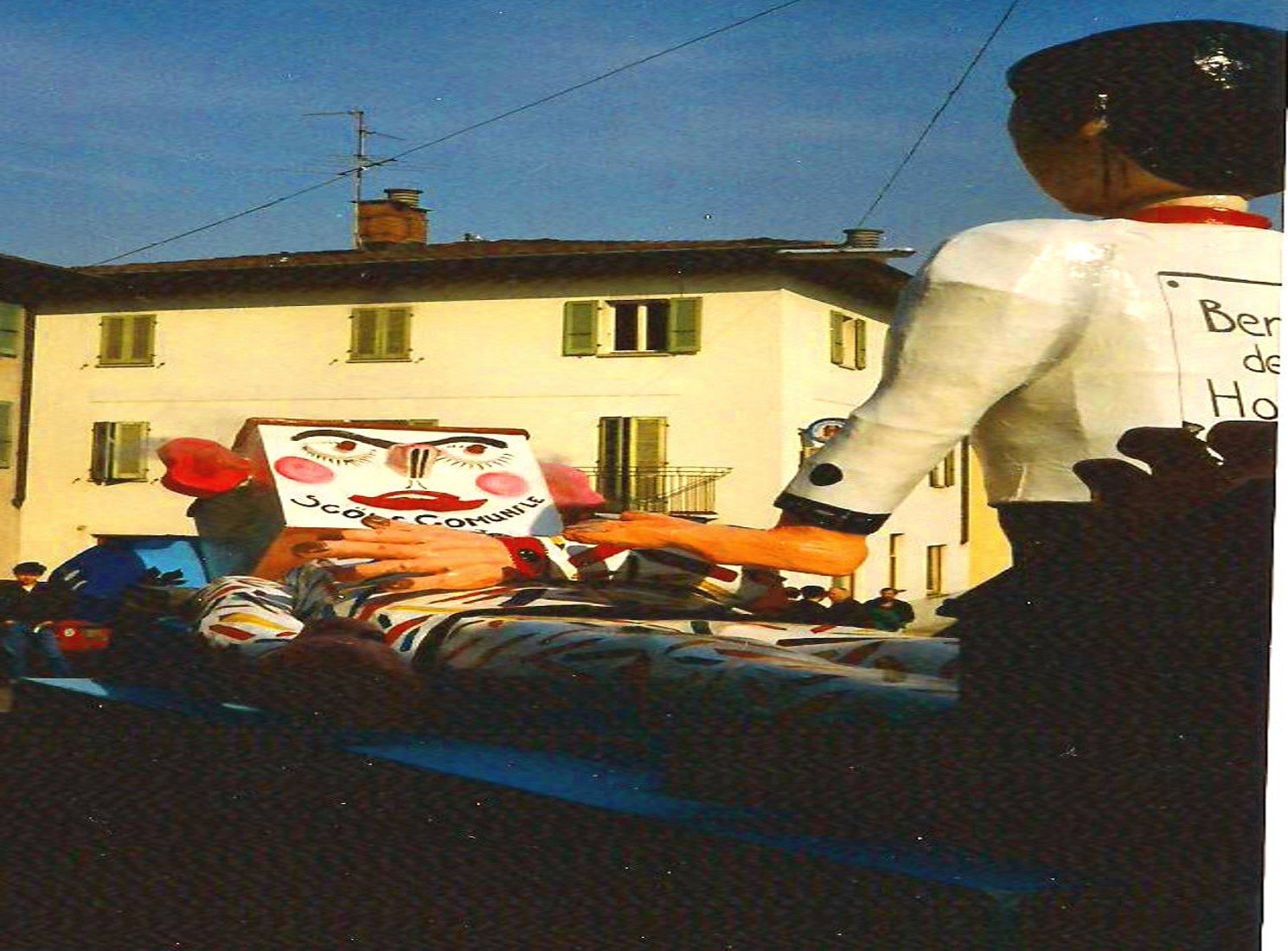 1990 La Scuola Malata