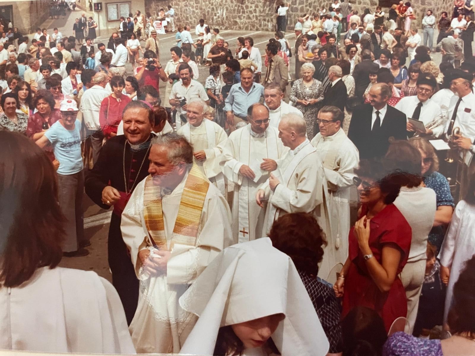 1982