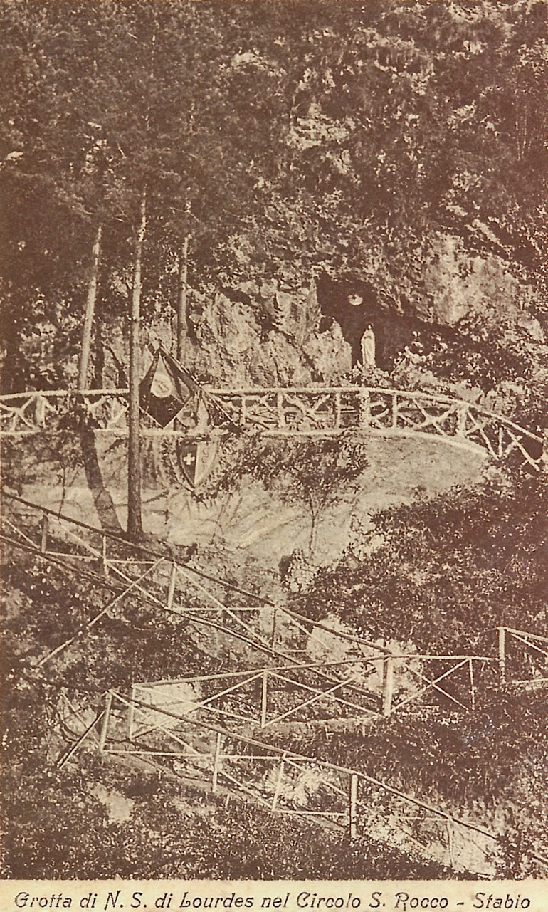 1925 La Grotta