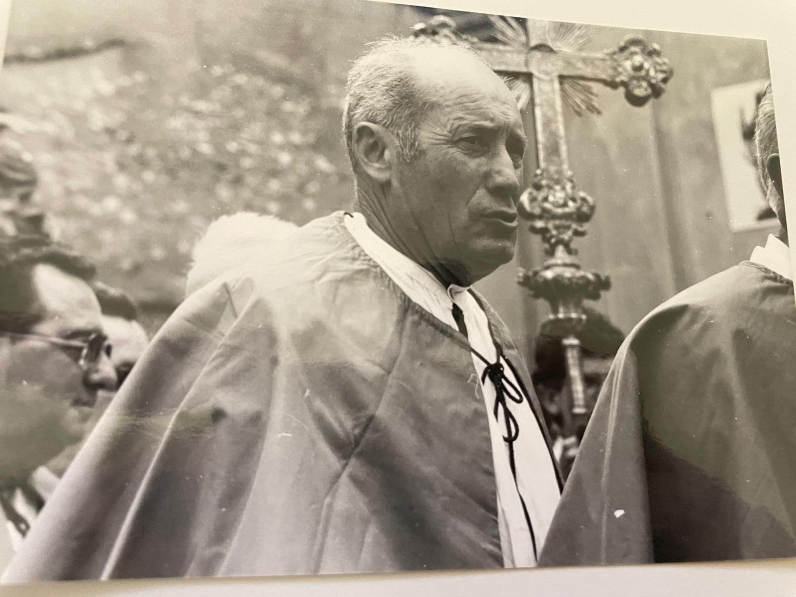 1982