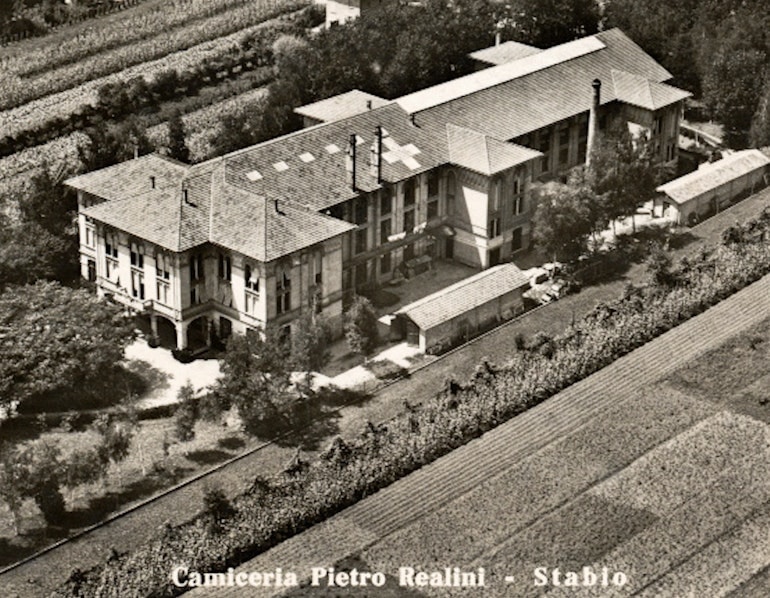 1944