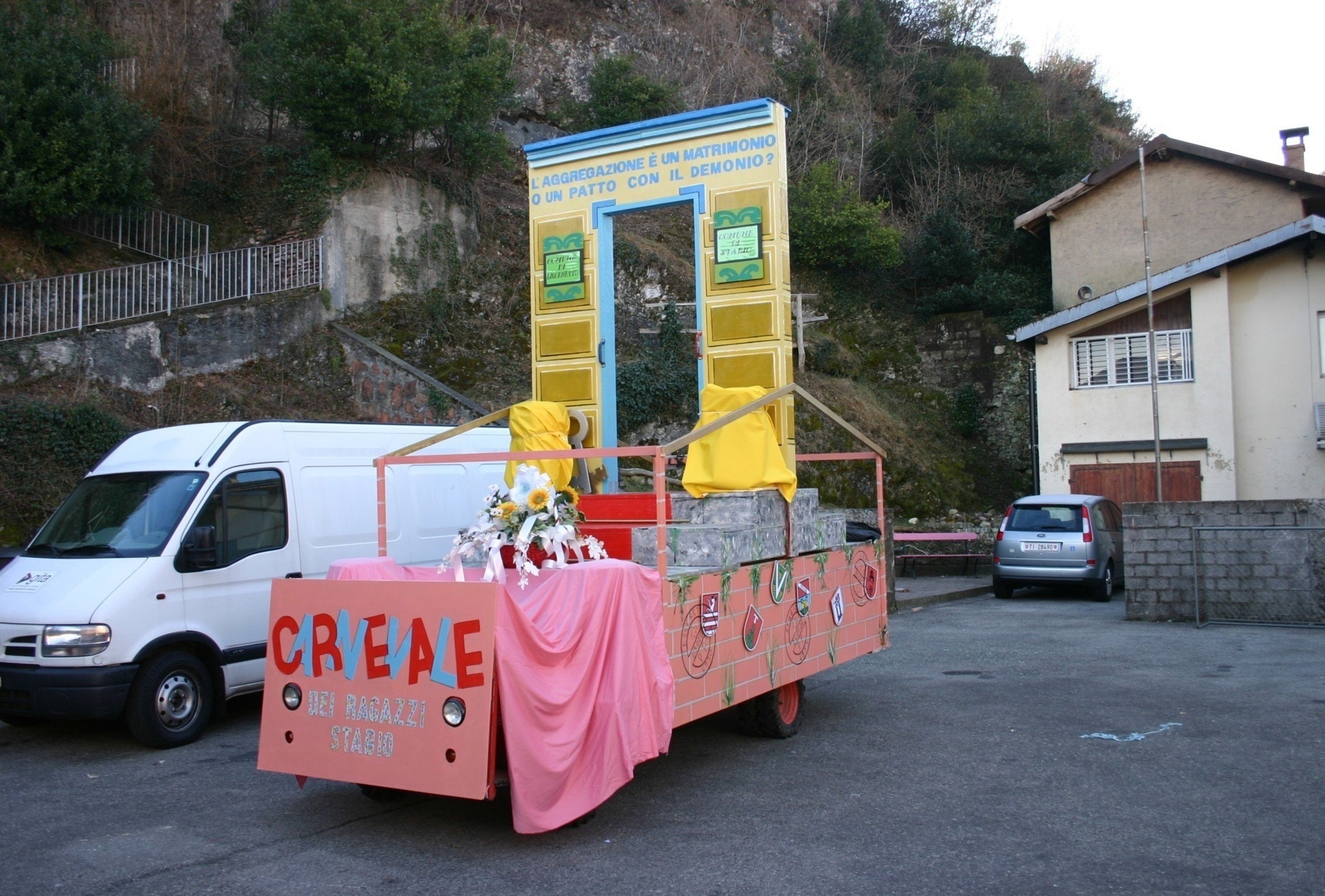 2008. Laggregazione e un Matrimonio o un patto con il Demonio