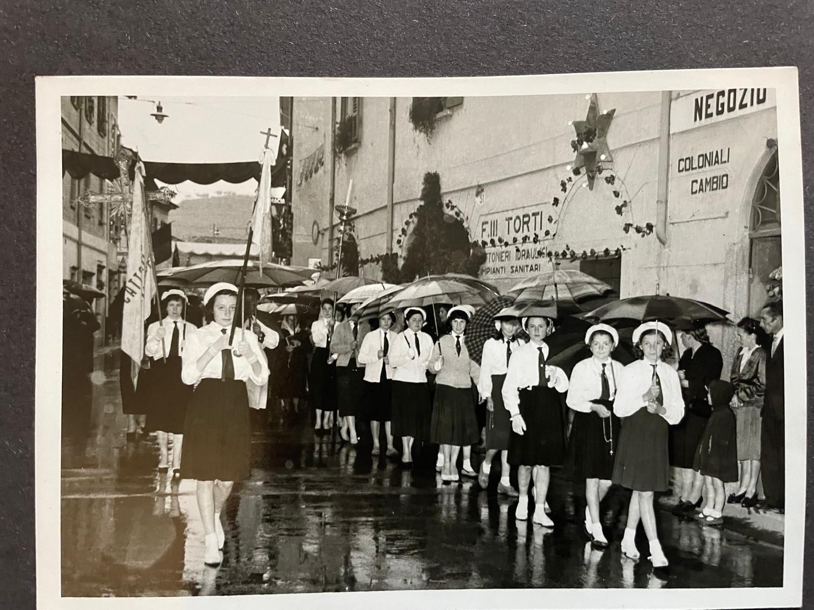 1957