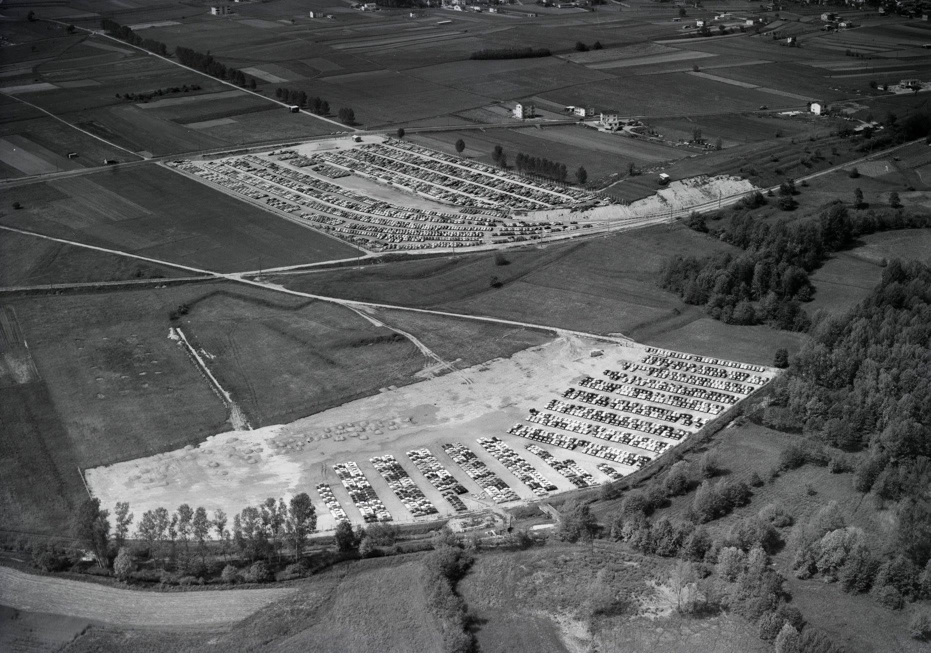 1963