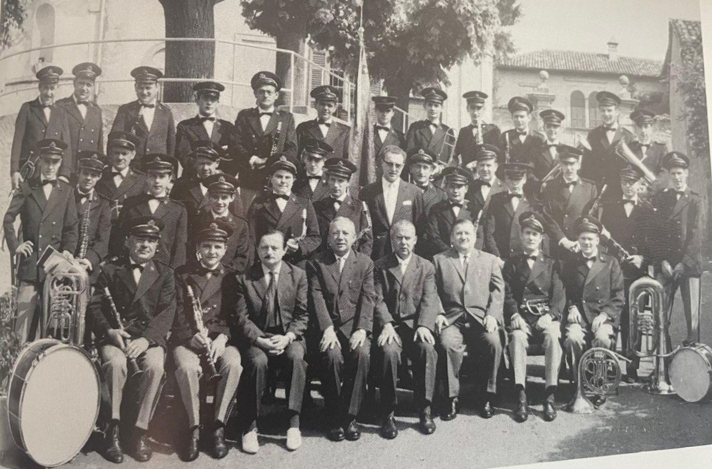1964