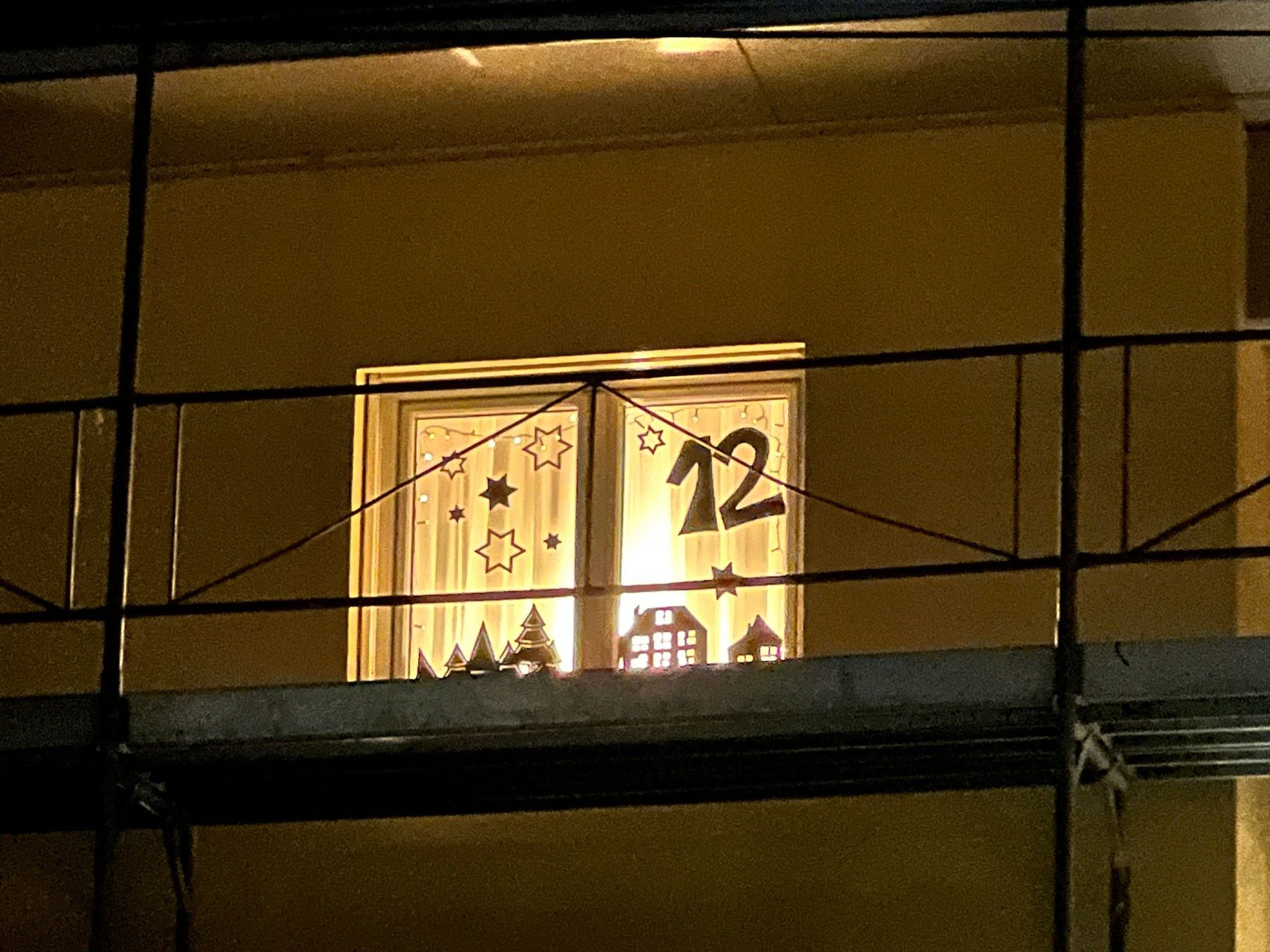 12