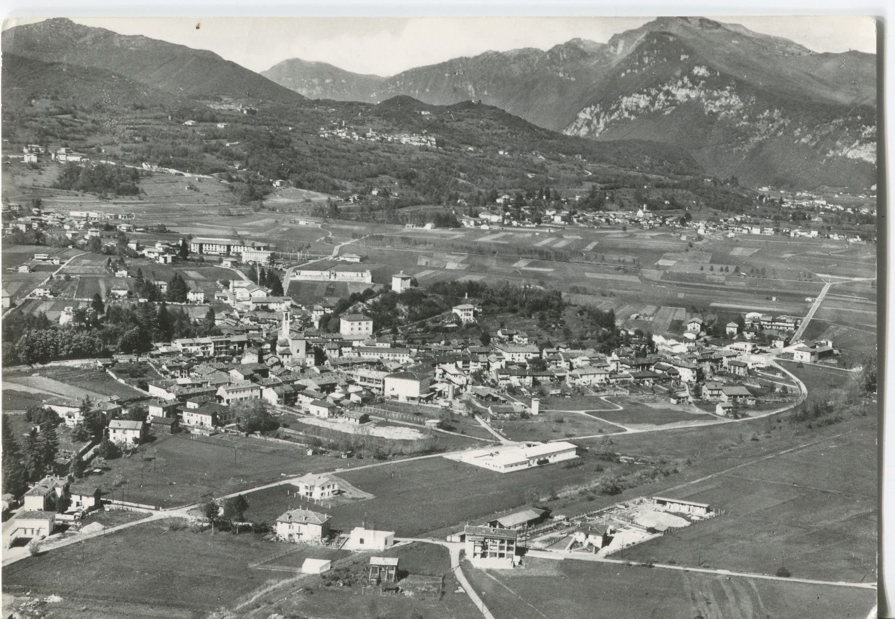 1963