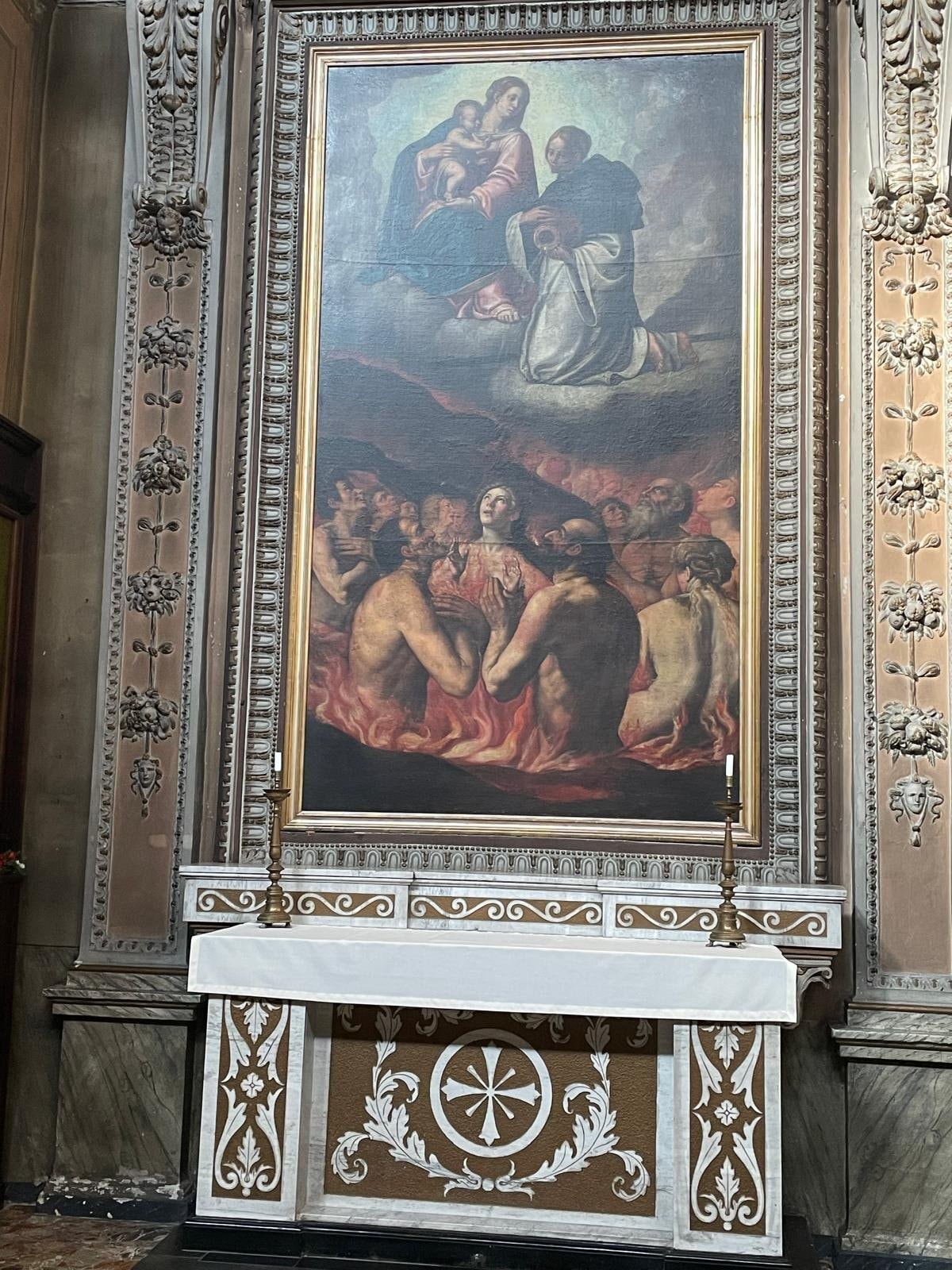 Il Primo altare Chiesa Madonna di Caravaggio