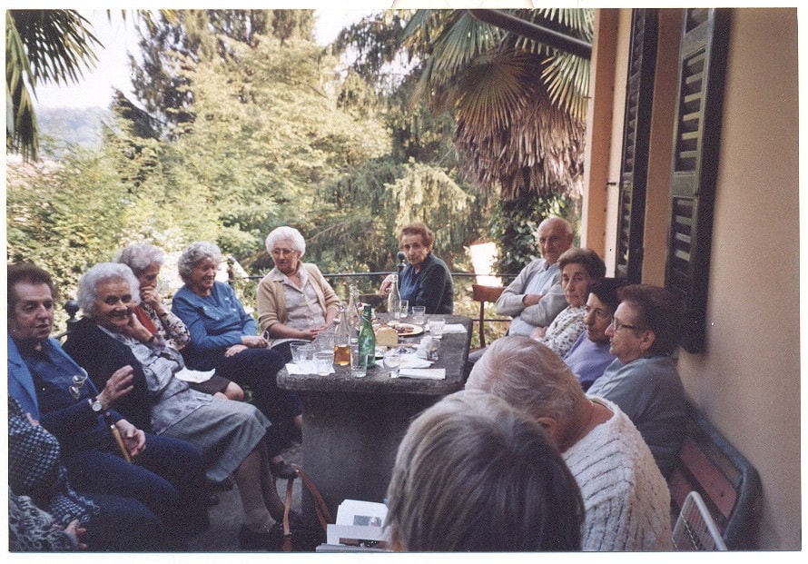 2004