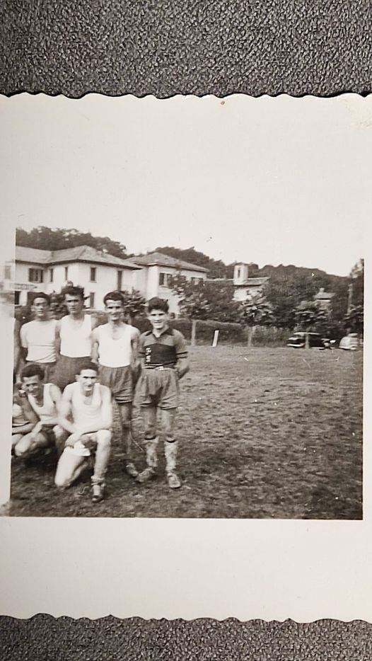 Anni 60 Castelletti Giancarlo e Vedani in piedi Caccia Decia e Schmid