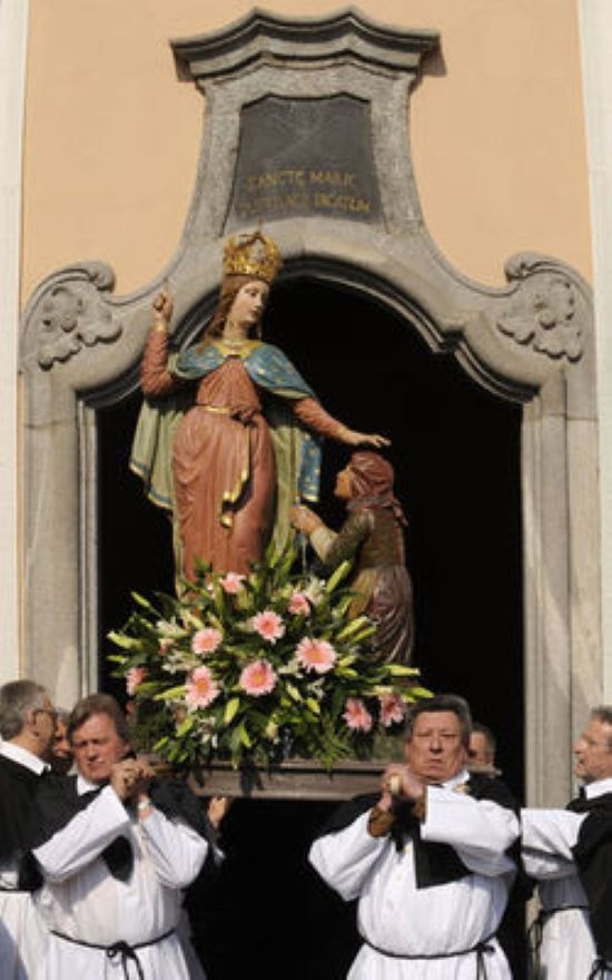 11.05.2008 Pentecoste Processione simulacro della Beata Vergine di Caravaggio