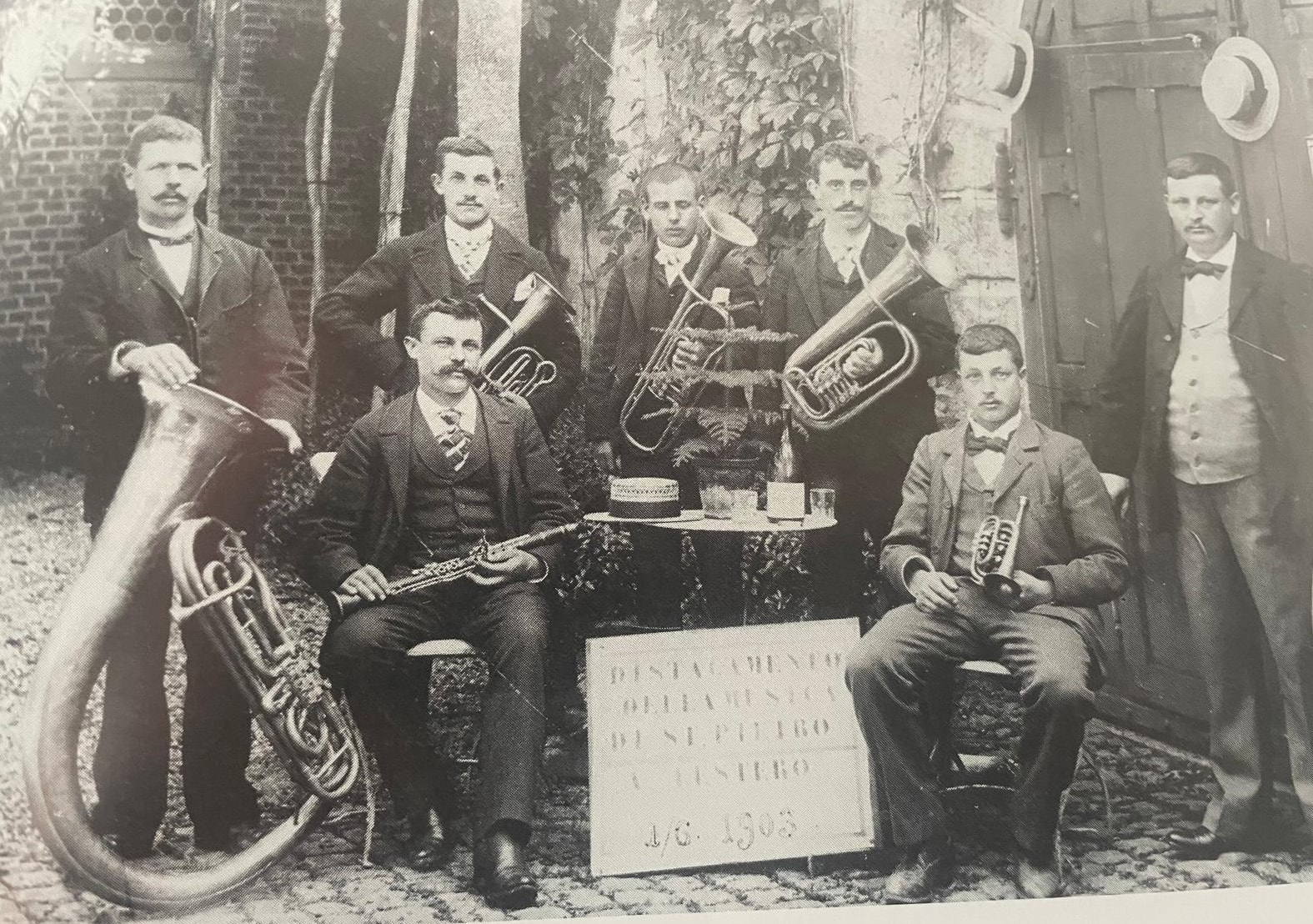1903