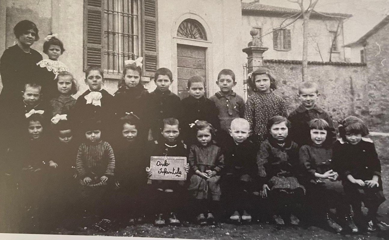 Anni 40 Maestra Anna Pezzi