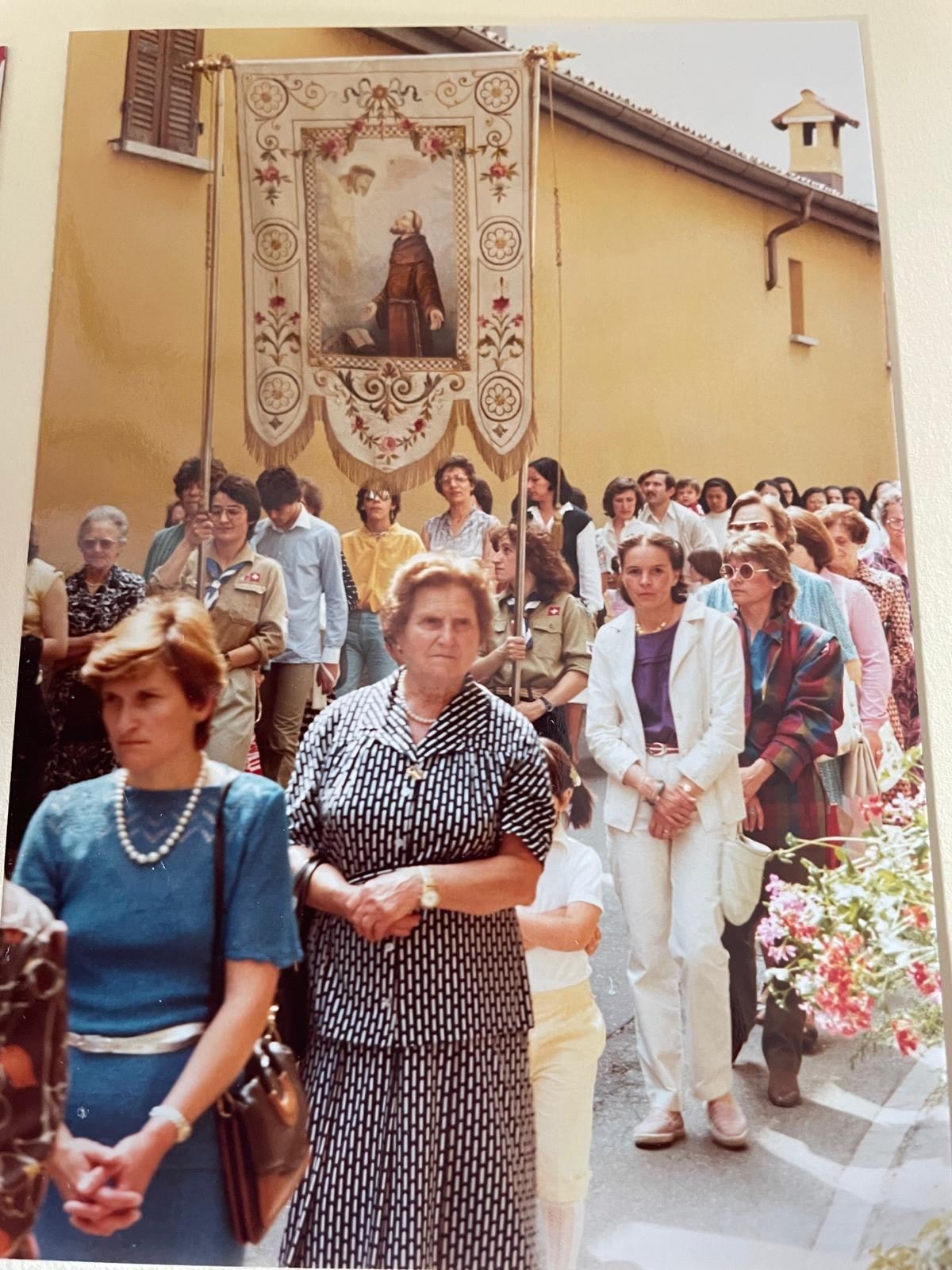 1982