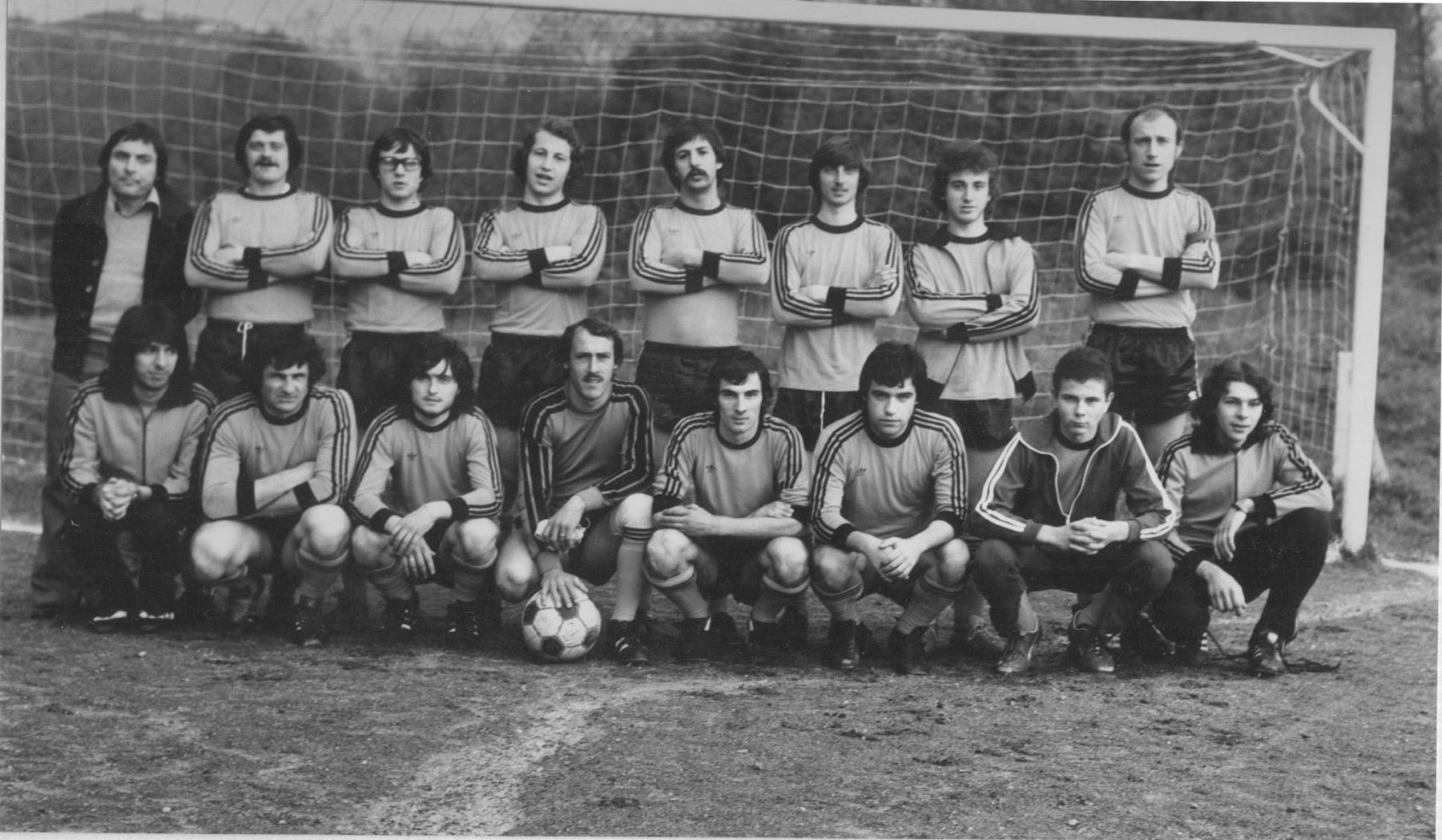 1980. IN PIEDI DA SINISTRA: MURARO, CASARIN ,ORFEO,VAVA, NUNU, BORDOLI,SEO, COSTANZO ACCOSCIATI DA SINISTRA: MORETTO, GAROSCIO, PLEBA, RICO, GIORGI, VALERIO, BENZONI, SAVERIO