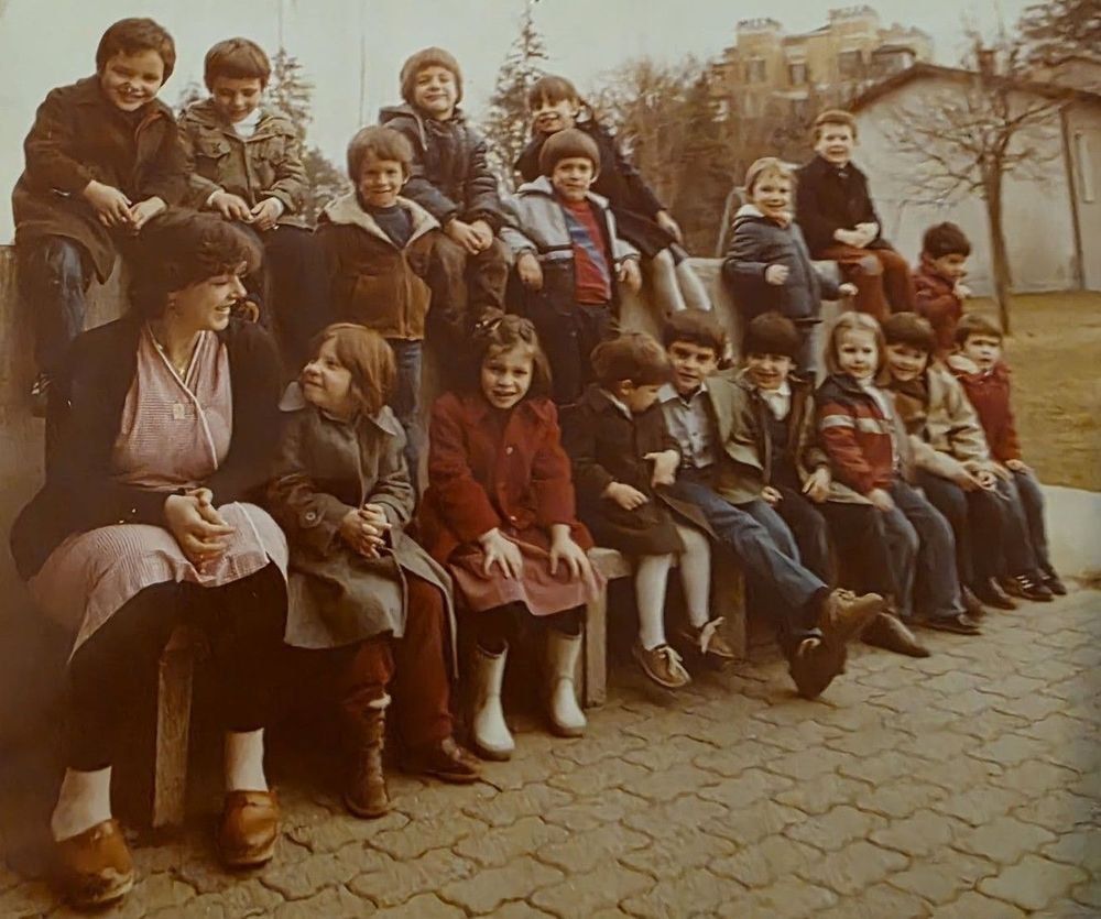 1982