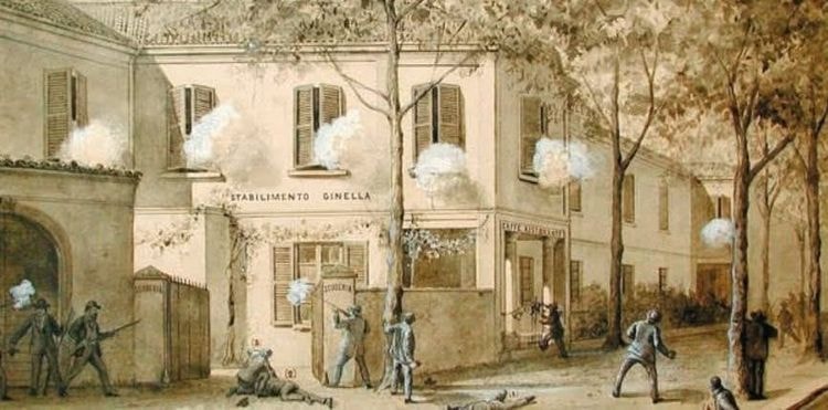 1876. Il 22 ottobre 1876 segnò l'inizio di una tragica faida politica nata durante una tranquilla domenica pomeriggio. La tensione tra le fazioni locali esplose quando il farmacista conservatore Luigi Catenazzi, esasperato dagli scherni, uccise a colpi d'arma da fuoco il liberale radicale Guglielmo Pedroni. Questo primo e fatale omicidio spinse Catenazzi e i suoi alleati a cercare rifugio barricandosi nello stabilimento balneare «Ginella», trasformando l'edificio nel teatro di un violento assedio. La vendetta dei liberali non si fece attendere e l'assalto alla struttura sfociò in una feroce sparatoria. Nel conflitto persero la vita gli assalitori Giovanni Battista Cattaneo e Giovanni Moresi, insieme all'assediato Andrea Giorgetti. Il sangue versato in quella giornata lasciò un'eredità di profondo rancore che lacerò la comunità per anni, mantenendo il paese in una costante e sospesa ostilità. L'astio mai spento culminò infine nel febbraio del 1879, quando una rissa fatale costò la vita al radicale Pietro Castioni, il cui omicidio rimase per sempre avvolto nel mistero.