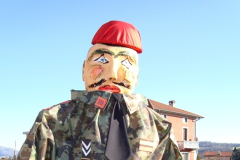 2009 L' Esercito su Misura Senza Capo fa Paura