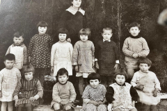 1938 Maestra Emilia Torti; Edy Aliprandi, Dirce Dolci, Lavigna Berenini, Teresita Rossinelli, Noemi Robbiani, Giancarlo-Castelletti Silvana, Antonietta Coduri