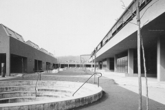 1972, Si comincia nella nuova scuola